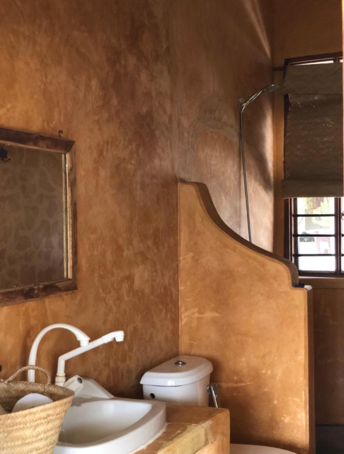 Mlango Paje House II Panzió Kültér fotó