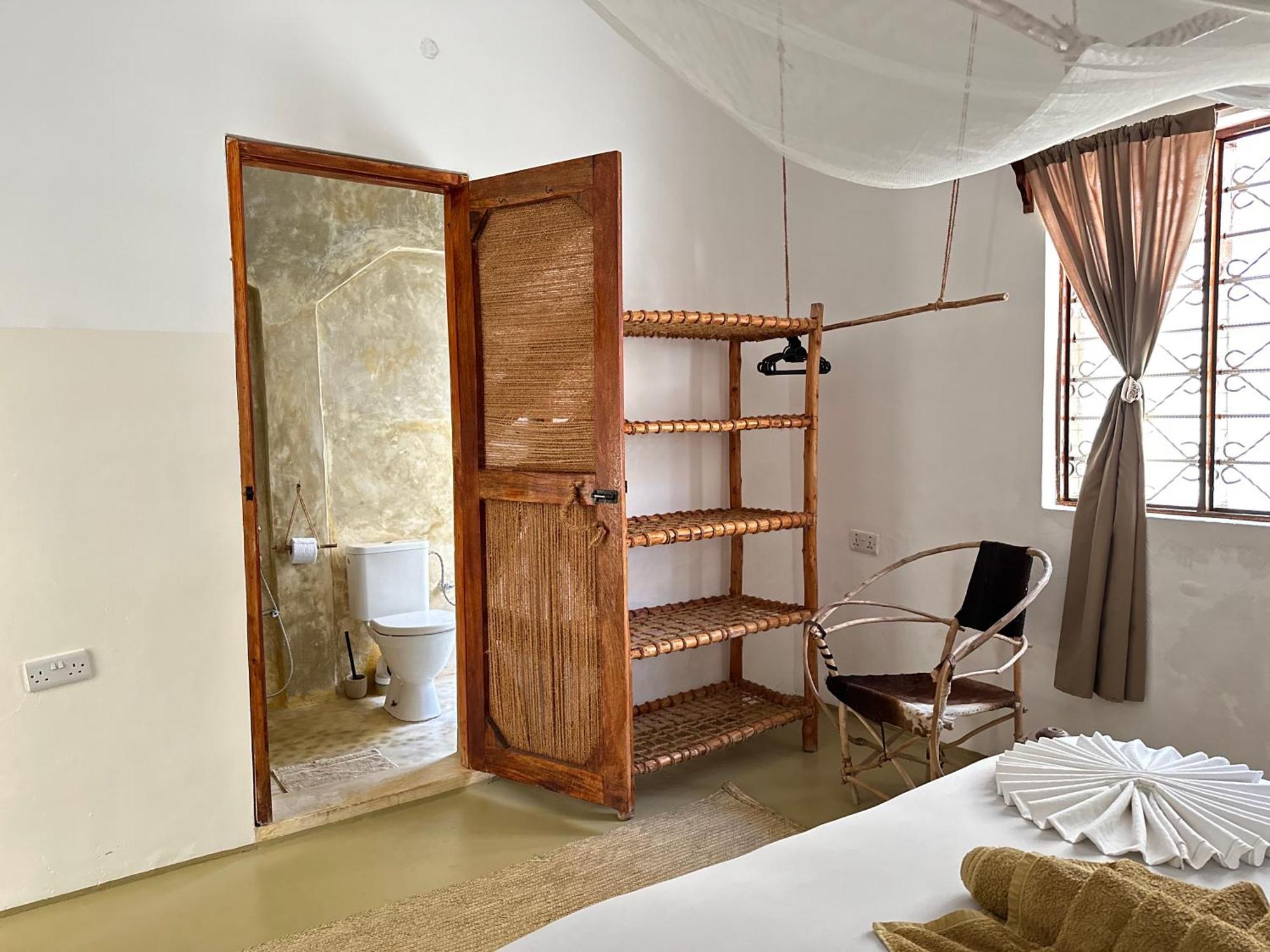 Mlango Paje House II Panzió Kültér fotó